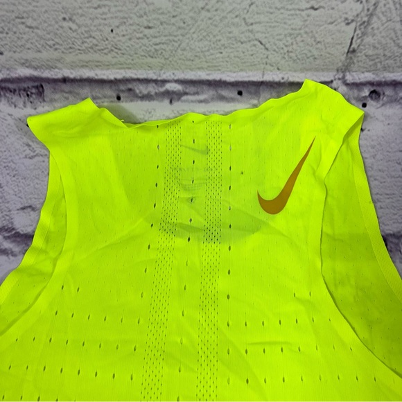 Nike Aeroswift Running Singlet Tank Volt Neon Green Womens CZ9385 Large NEW - Picture 3 of 9